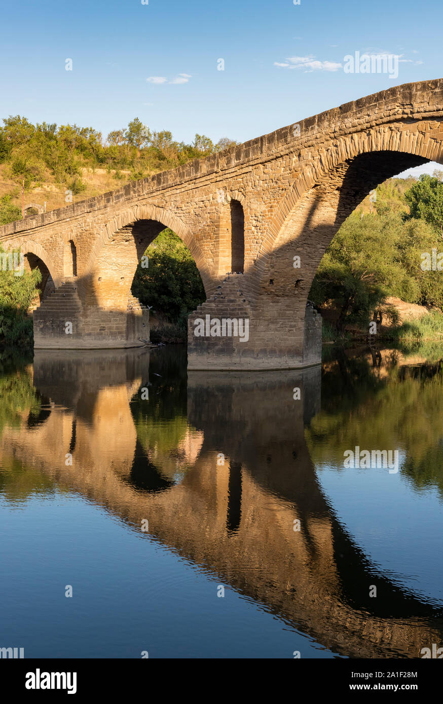 Romanesque Bridge Romanesque Puente Románico bridge, Puente La Reina – Gares, Navarre ...