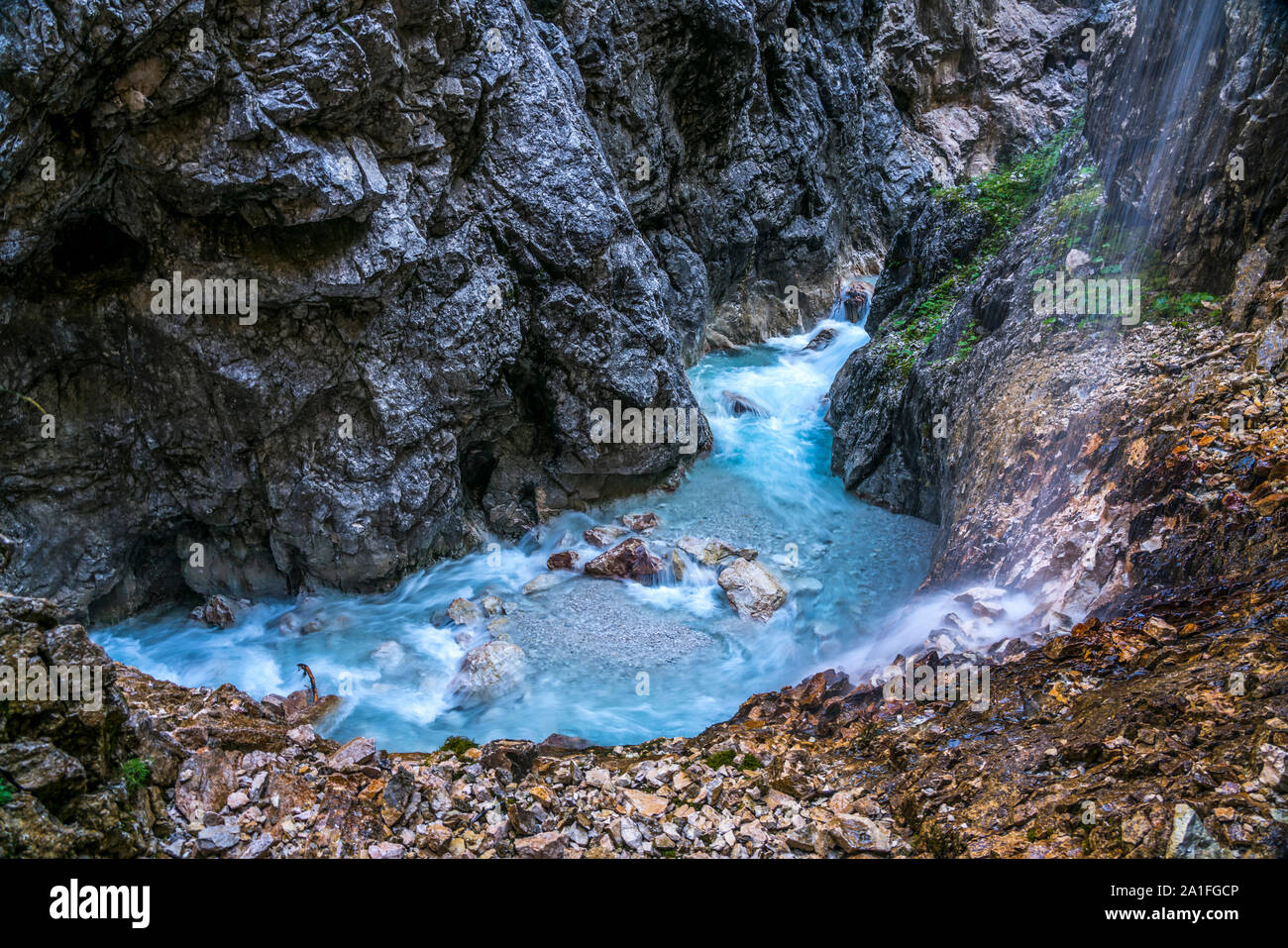 die-schlucht-h-llentalklamm-bei-grainau-garmisch-partenkirchen
