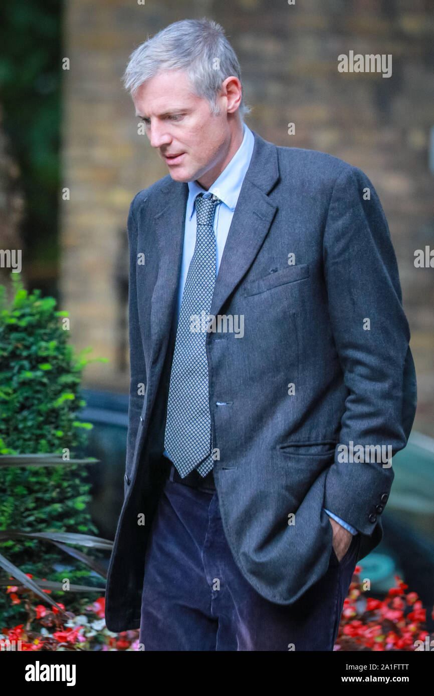Downing Street, Westminster, London, UK, 26th Sep 2019. Zac Goldsmith, who now is a minister in both the Department for the Environment, Food and Rural Affairs as well as the Department for International Development. Ministers arrive for a Political Cabinet Meeting at Downing Street late afternoon. Credit: Imageplotter/Alamy Live News Stock Photo