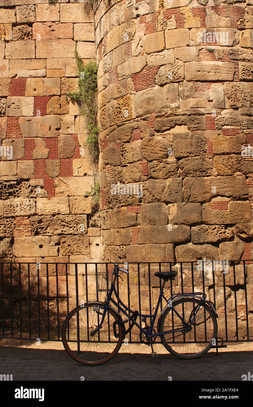 Roman wall in the city of Barcelona. Background picture Stock Photo - Alamy