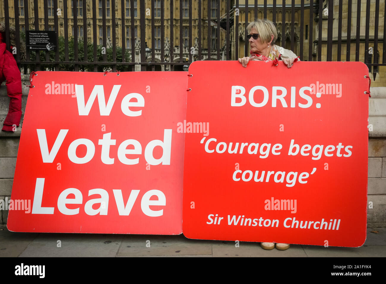 Westminster London Uk 26th Sep 2019 Leavers Protest Outside