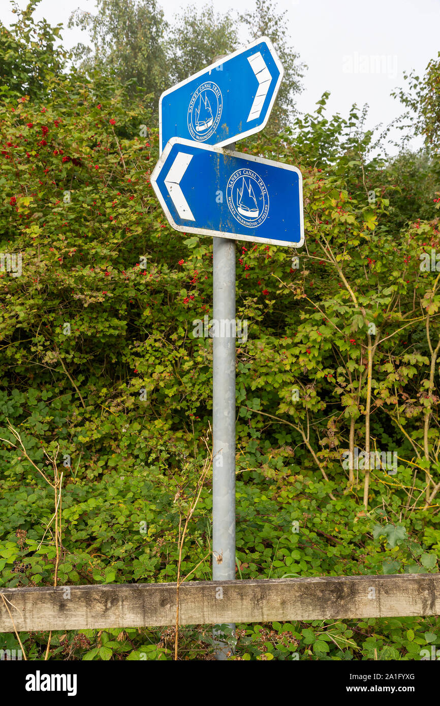 Signpost at side of walkway along the Sankey Valley Trail at Winwick Quay, Warrington Stock Photo