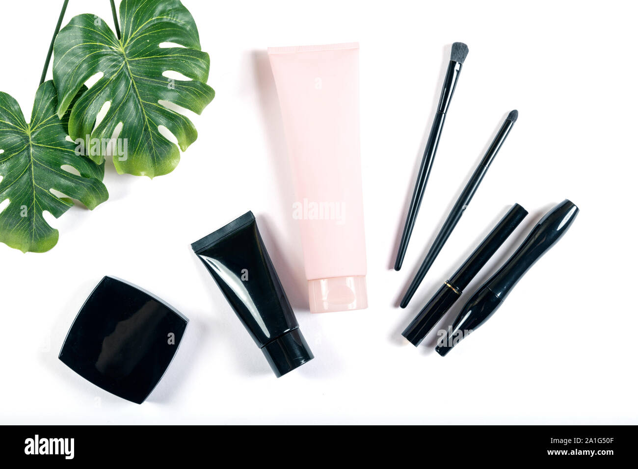 Beauty products/cosmetics still photography/flat lay for lifestyle magazine, editorial, beauty retailer, high class cosmetic brand, etc. Stock Photo