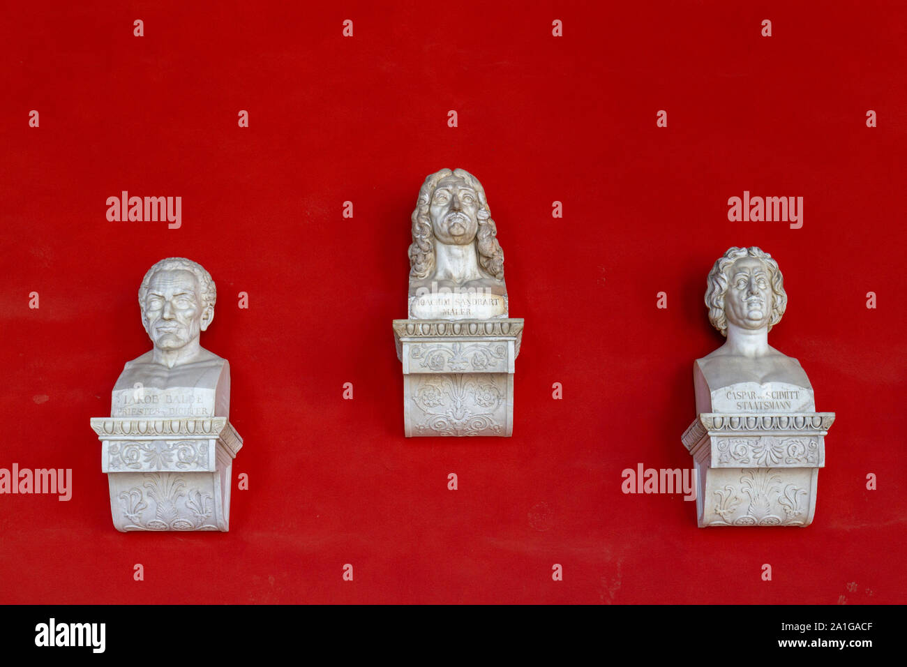 Busts inside the Ruhmeshalle ('Hall of Fame'), a Doric colonnade, located above the Theresienwiese in Munich, Bavaria, Germany. Stock Photo