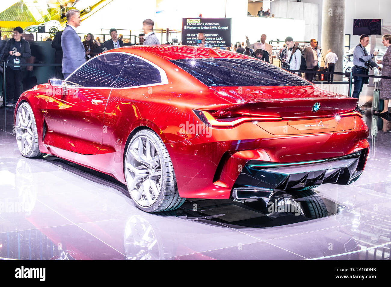 Bmw hotsell prototype 2019