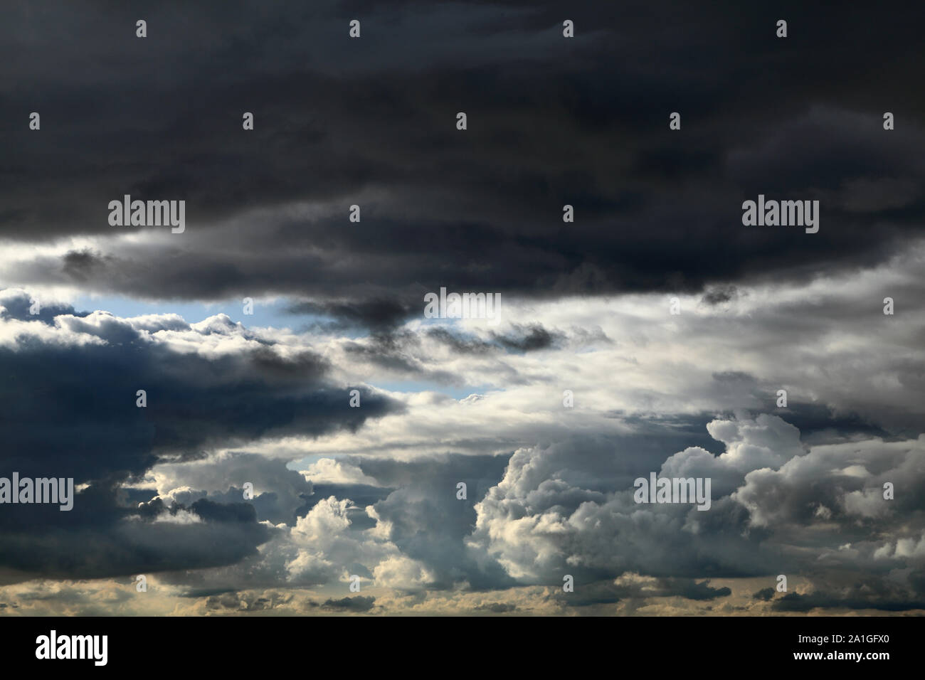 Dark, cloud, clouds, stormy sky, skies, formation, rain bearing, threatening, meteorology Stock Photo