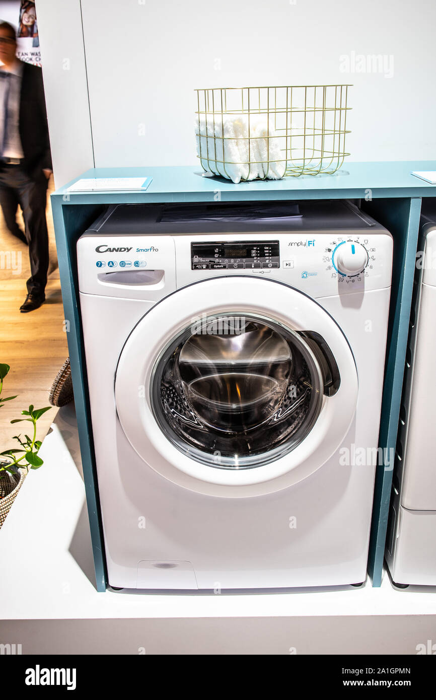 Berlin, Germany, Sep 2019, free-standing Candy Washing Machine on display,  at Candy exhibition pavilion showroom, Global Innovations Show IFA 2019  Stock Photo - Alamy
