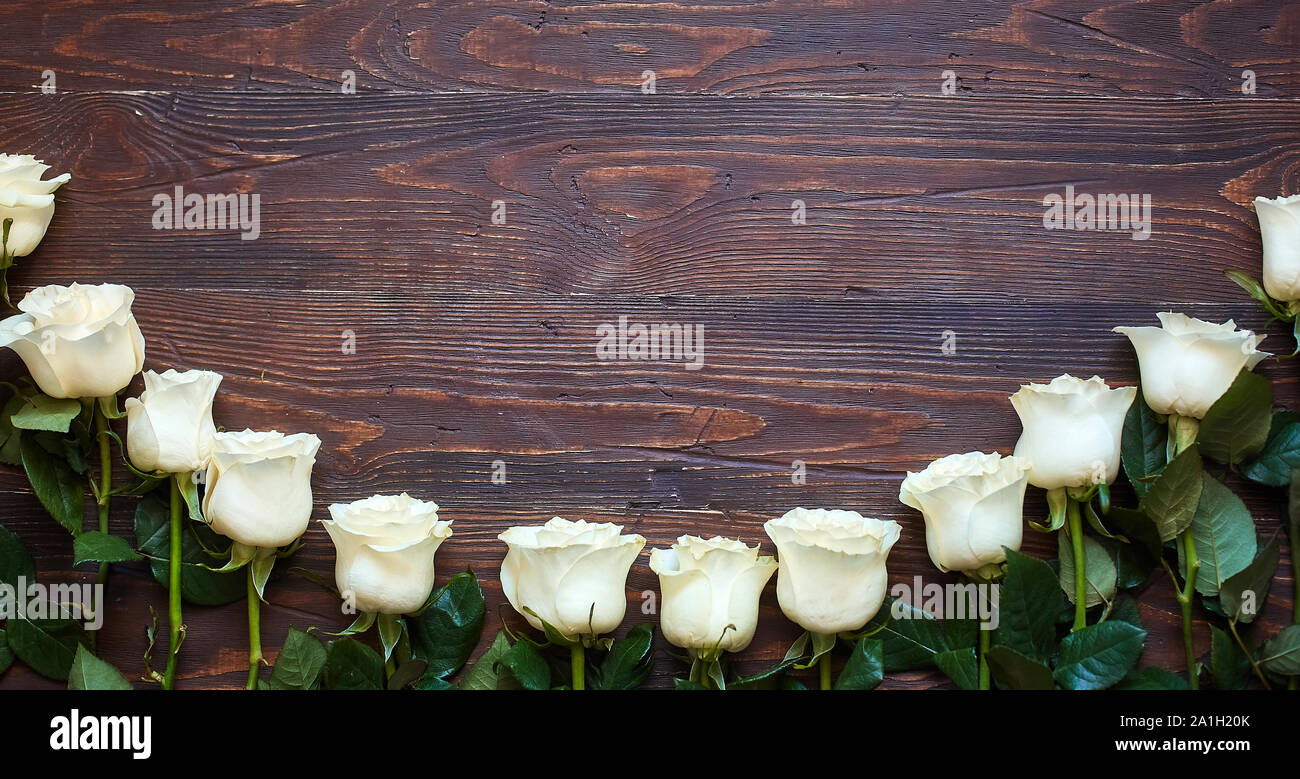 Love romance border roses hi-res stock photography and images - Alamy