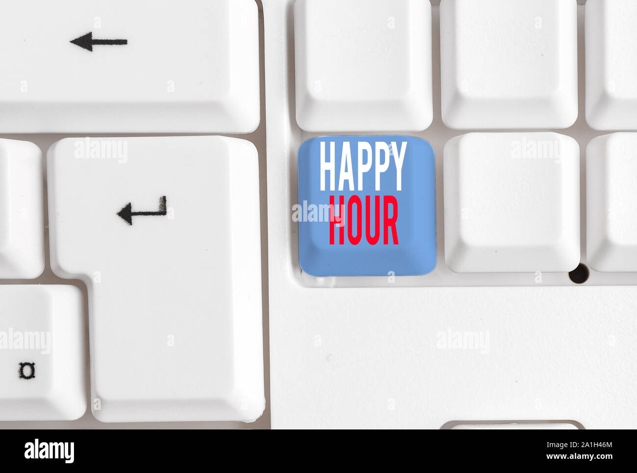 Handwriting text writing Happy Hour. Conceptual photo Spending time for activities that makes you relax for a while White pc keyboard with empty note Stock Photo