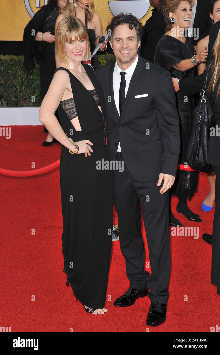 LOS ANGELES, CA. January 30, 2011: Mark Ruffallo & wife Sunshine at the ...