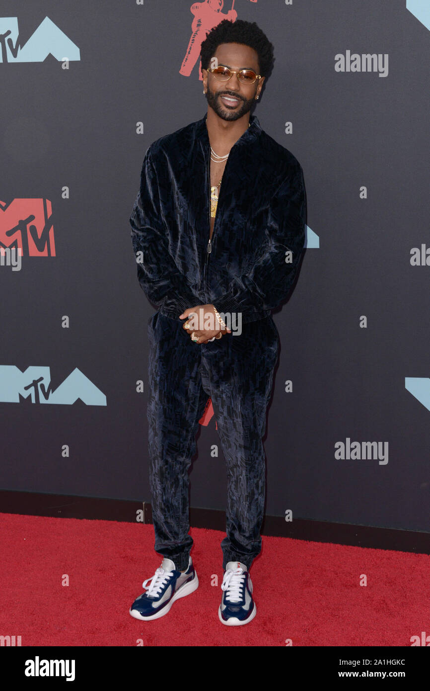 Mtv awards shop red carpet 2019