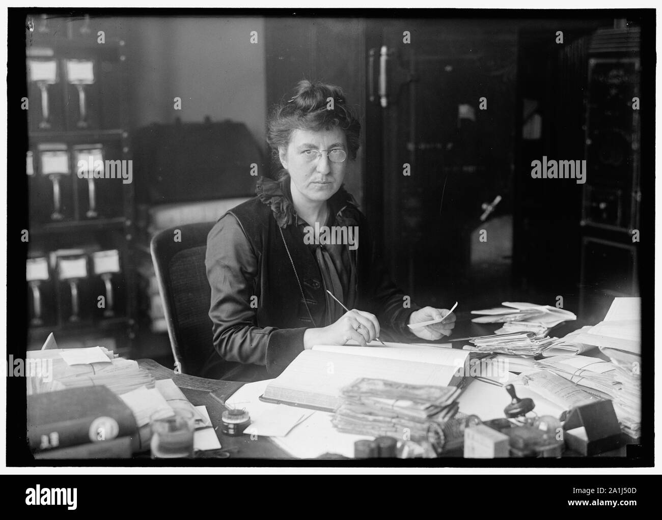 NELSON, MISS CLARA R.A. DEAD LETTER OFFICE, POST OFFICE Stock Photo Alamy