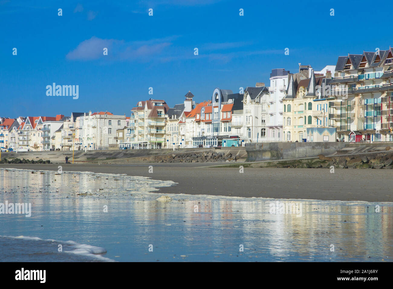 Wimereux (northern France), along the 'Cote d'Opale' coastal area. Villas and buildings along the waterfront Stock Photo