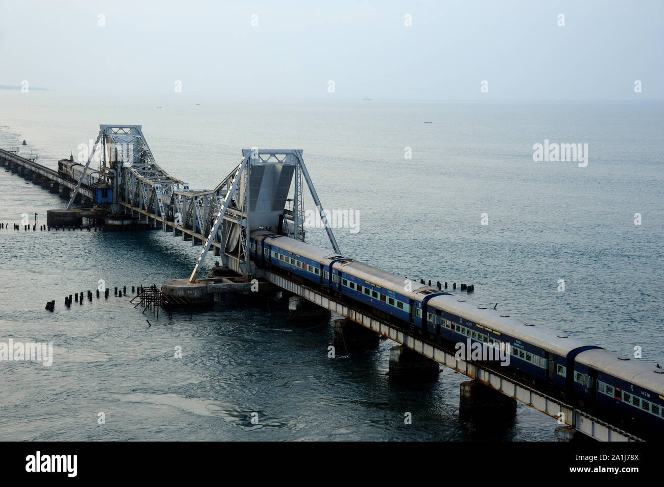 RAMESHWARAM Tamil Nadu, India A train pass through the Pamban bridge