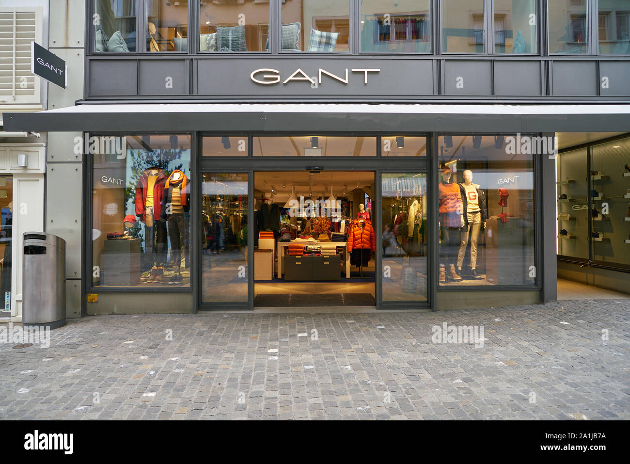 handcuffs will do Larry Belmont ZURICH, SWITZERLAND - CIRCA OCTOBER, 2018: entrance to Gant store in  Zurich. Gant is an international clothing brand headquartered in Stockholm,  Swede Stock Photo - Alamy