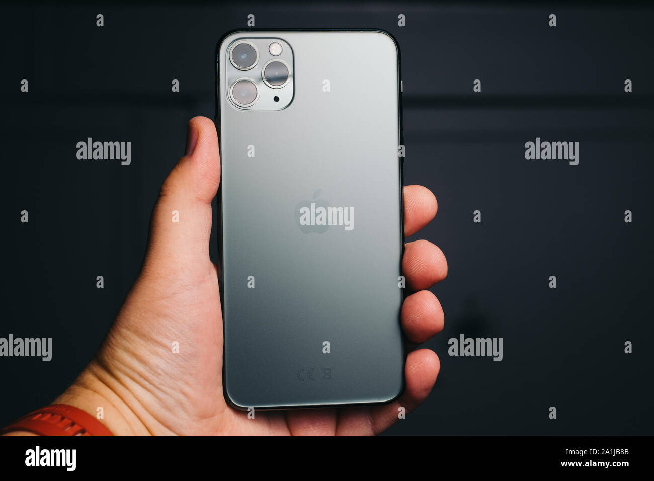 11 Pro Max Iphone Hi Res Stock Photography And Images Alamy