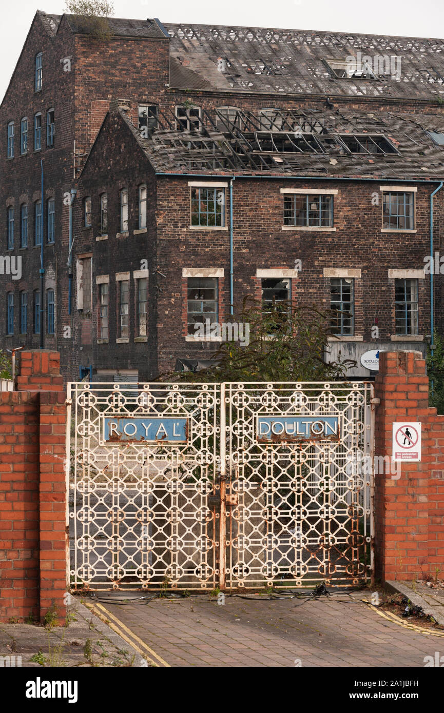 Recession, Stoke-on-Trent, Britain The old Royal Doulton factory, Niles Street, Burslem, Stoke-on-Trent. Stock Photo