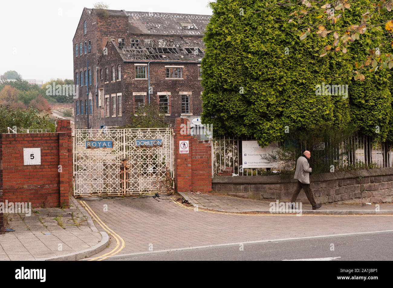 Recession, Stoke-on-Trent, Britain The old Royal Doulton factory, Niles Street, Burslem, Stoke-on-Trent. Stock Photo