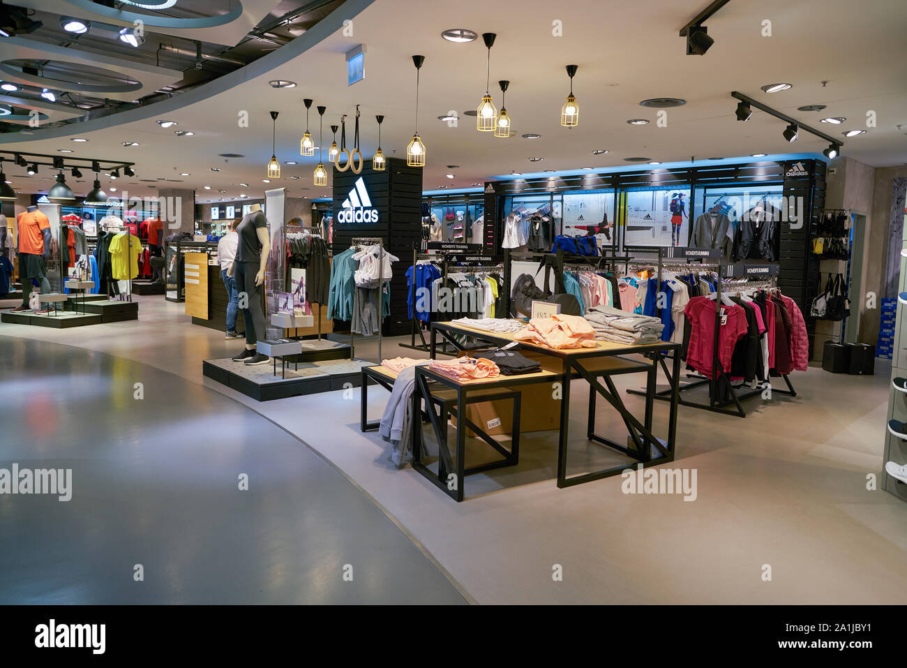 ZURICH, SWITZERLAND - CIRCA OCTOBER, 2018: interior shot of Jelmoli  department store in Zurich Stock Photo - Alamy