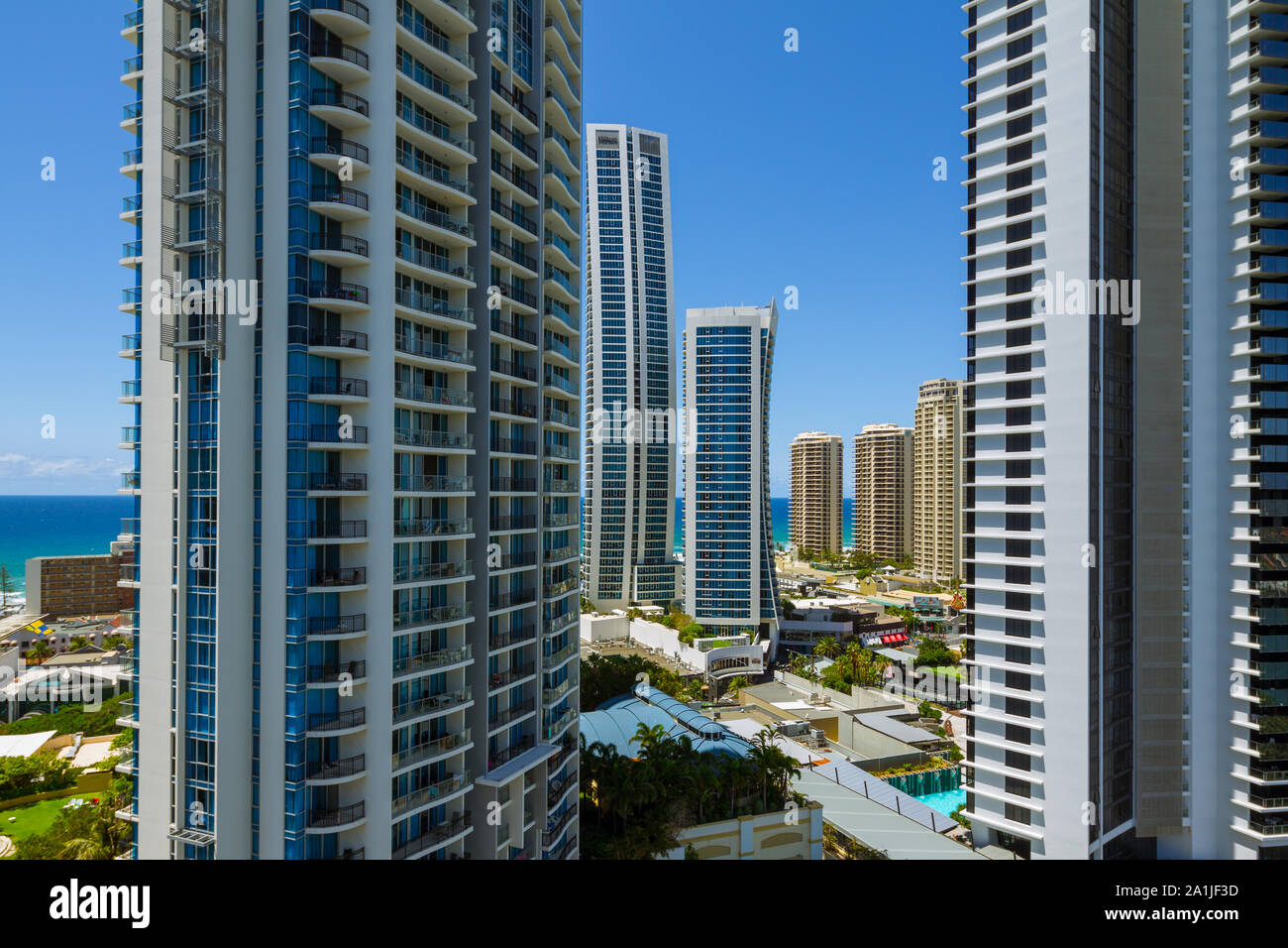 Mantra Circle on Cavill Surfers Paradise Hotel (Gold Coast) Deals, Photos & Reviews