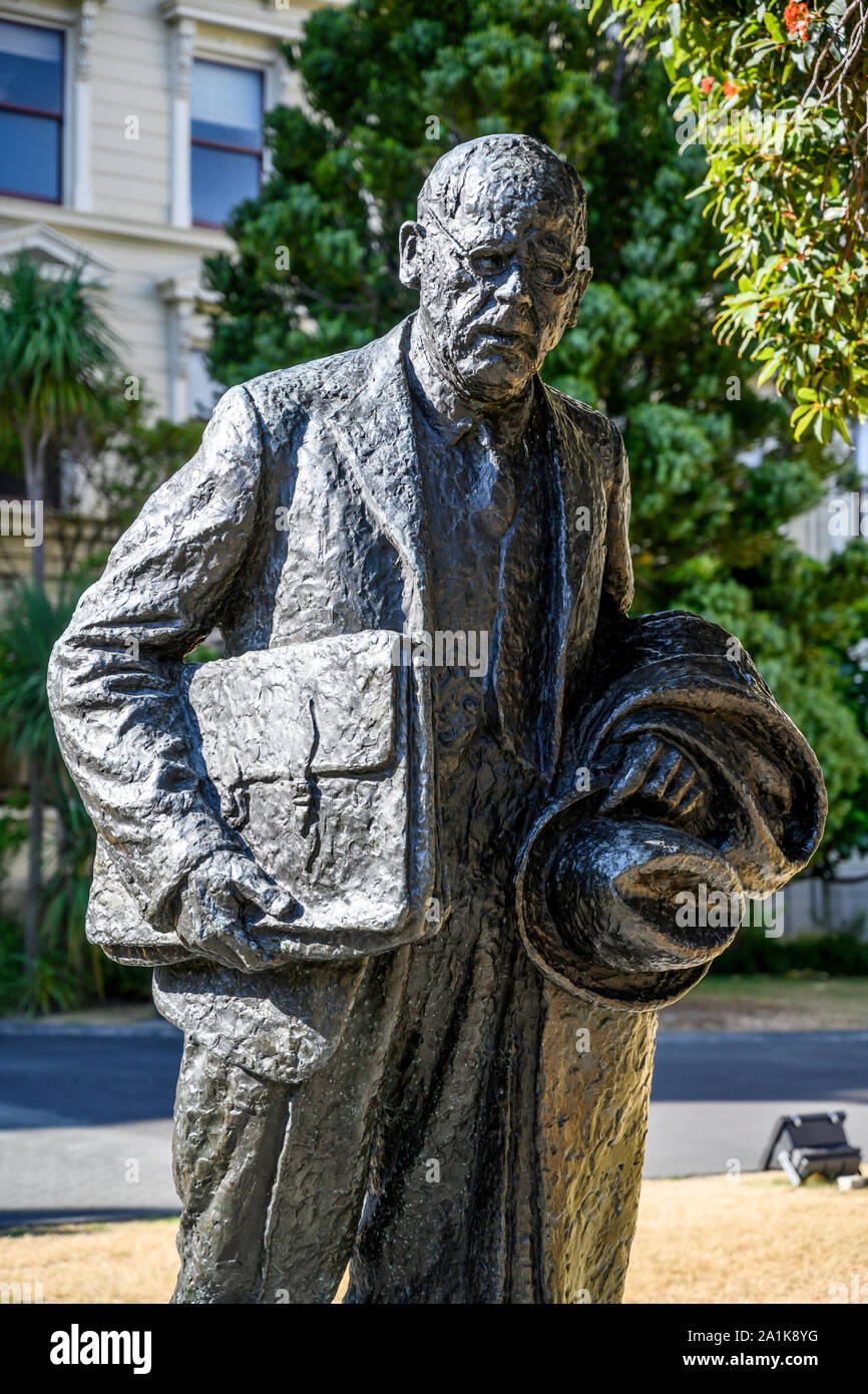 Statue of Peter Fraser outside the Old Government Buildings, Wellington, New Zealand.  Peter Fraser was Prime Minister from 1940 to 1949. Stock Photo