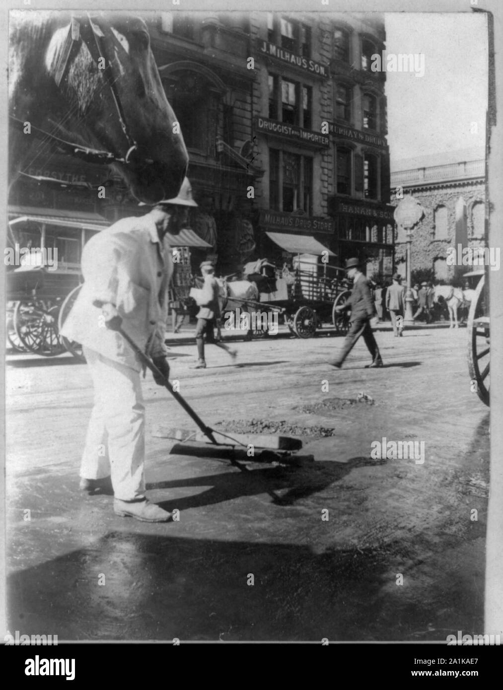 City sanitation employee Black and White Stock Photos & Images Alamy