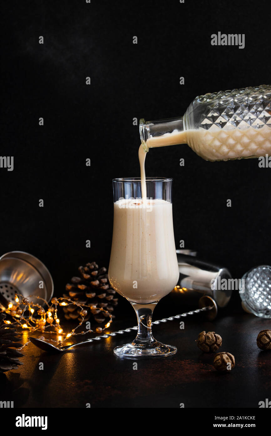 Eggnog bottle hires stock photography and images Alamy