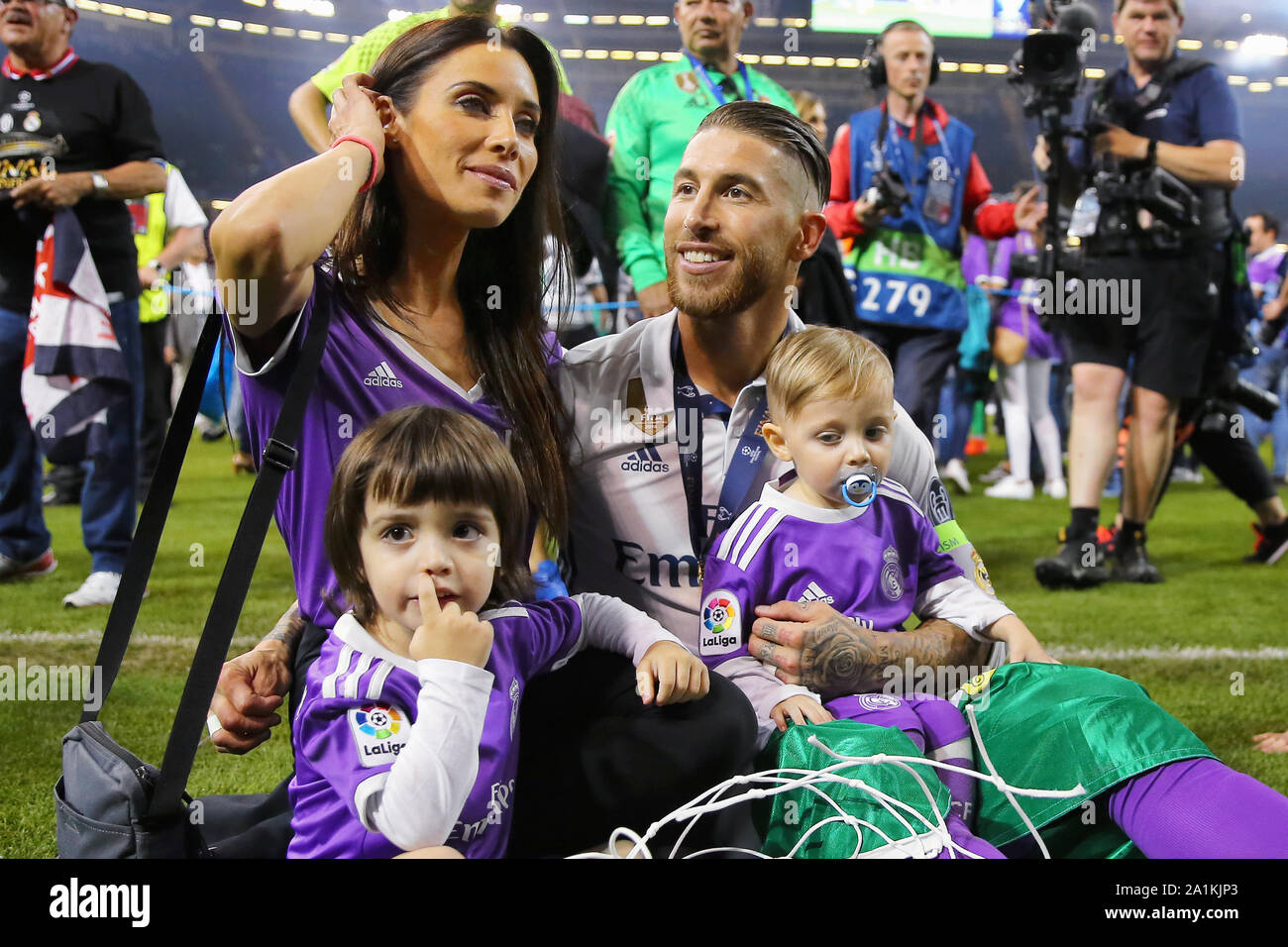 Sergio Ramos Wife And Kids Sergio Ramos Pilar Rubio And Their Child