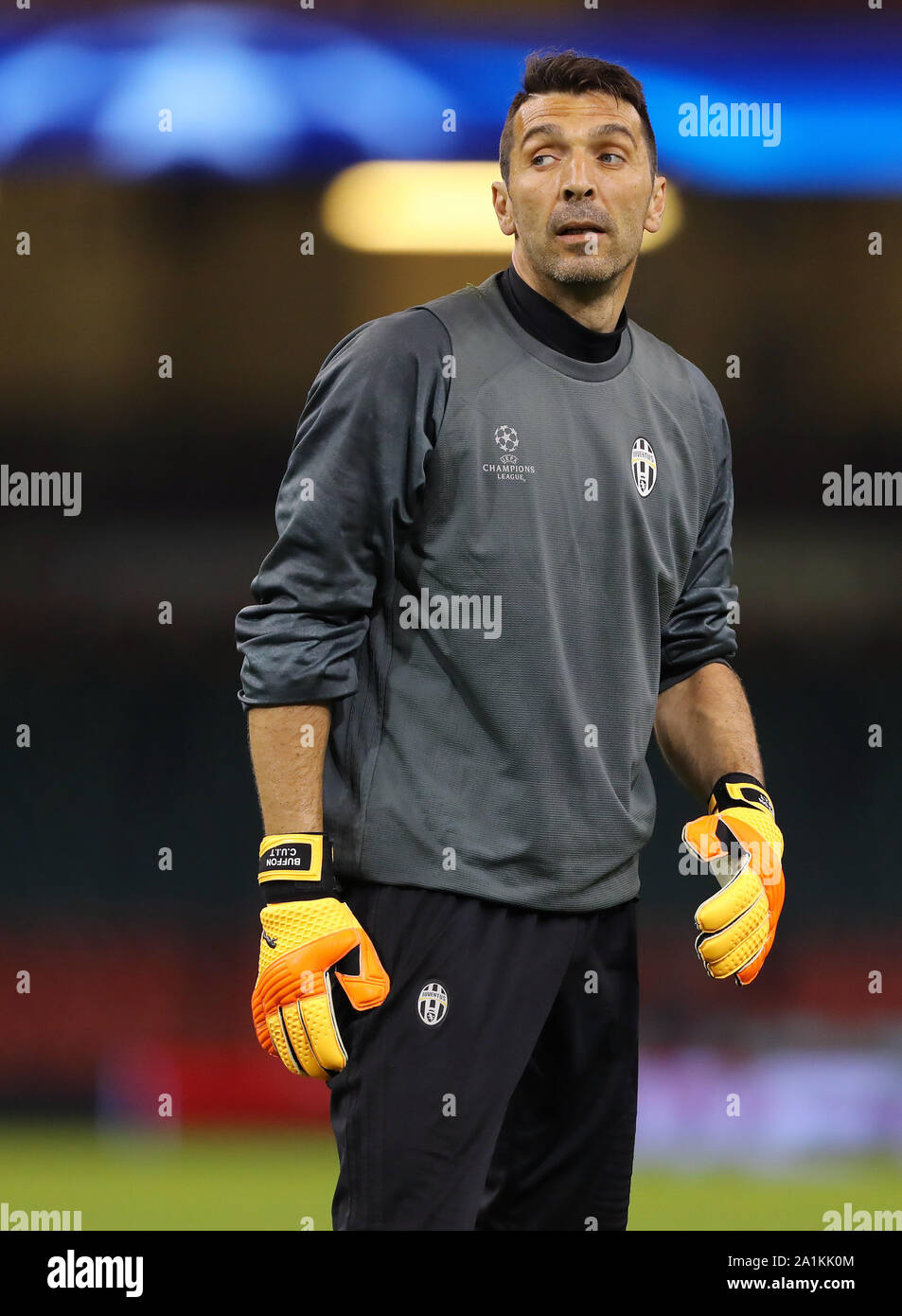 Vista generale di un poster Juventus Gianluigi Buffon Foto stock - Alamy