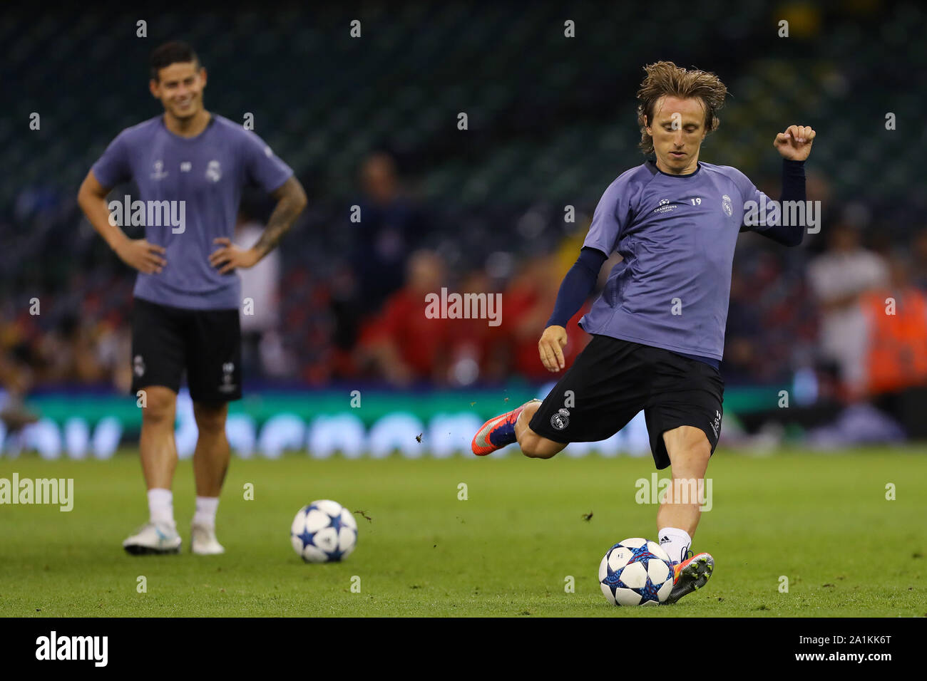 Luka modric real madrid training hi-res stock photography and images - Alamy