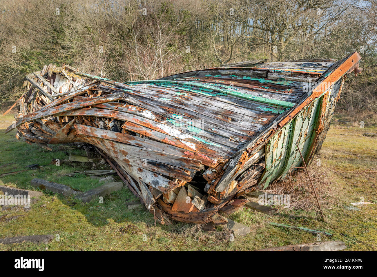 Wreck of a Morecambe Bay Prawner, Milnthorpe Sands Stock Photo - Alamy