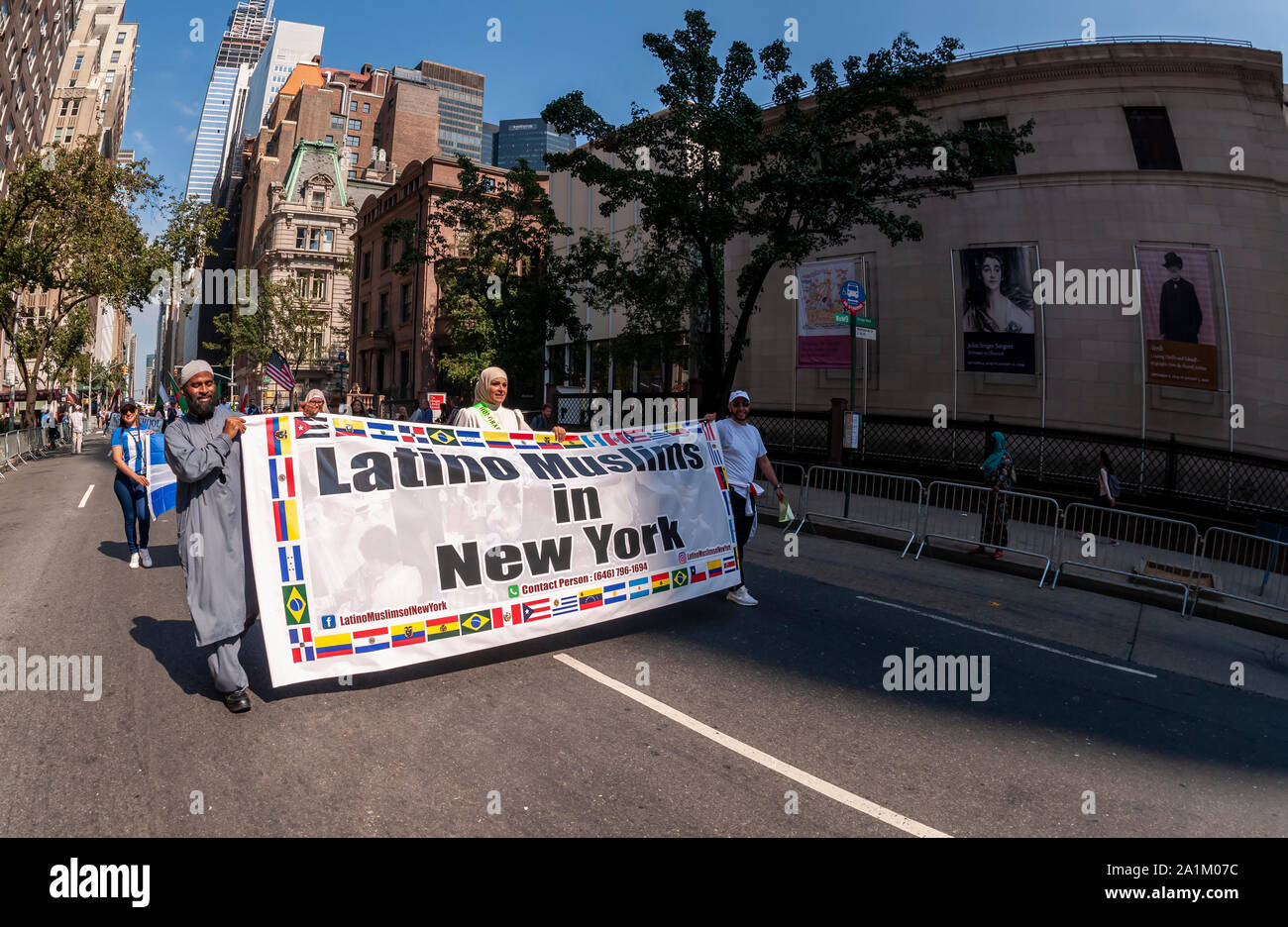 Muslims from the tri-state area gather on Madison Avenue  in New York on Sunday, September 22, 2019 for the 32nd annual American Muslim Parade. (© Richard B. Levine) Stock Photo
