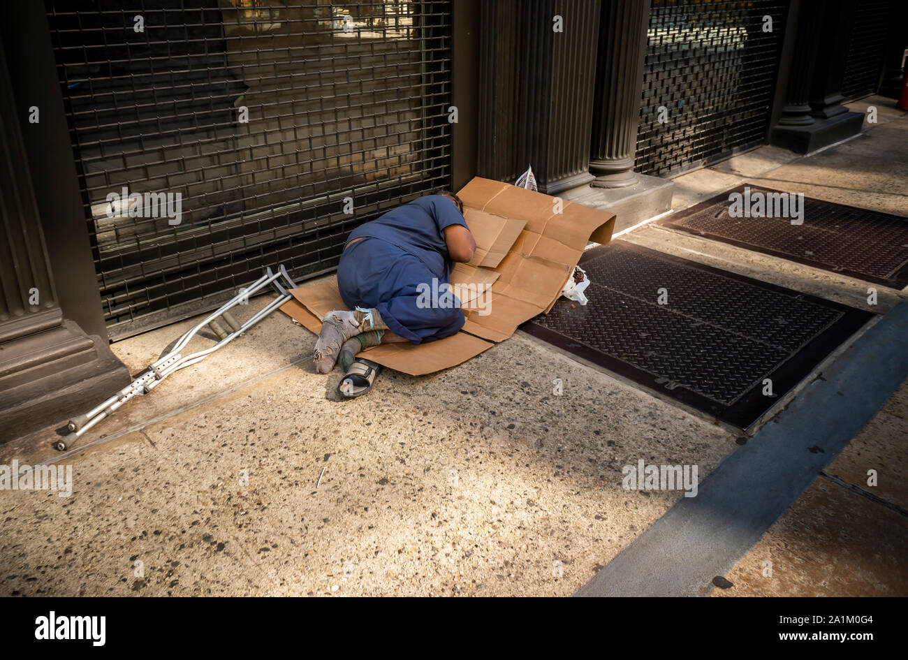 Homeless encampment new york hi-res stock photography and images - Alamy