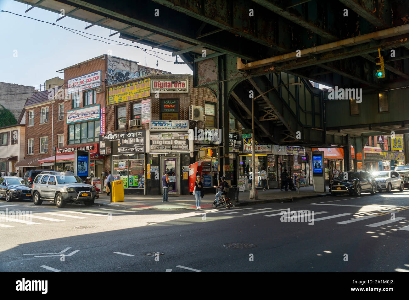Roosevelt avenue jackson heights queens hires stock photography and