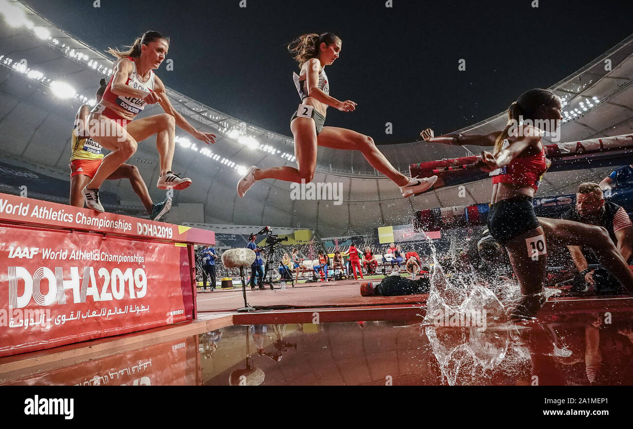 Doha, Qatar. 27th Sep, 2019. Athletics, World Championships, World Championships in Khalifa International Stadium: 3000m, Obstacle Course, Women, Qualification: Gesa Felicitas Krause (M), behind Beatrice Chepkoech from Kenya (r) and Luiza Gega from Albania (l). Credit: Michael Kappeler/dpa/Alamy Live News Stock Photo