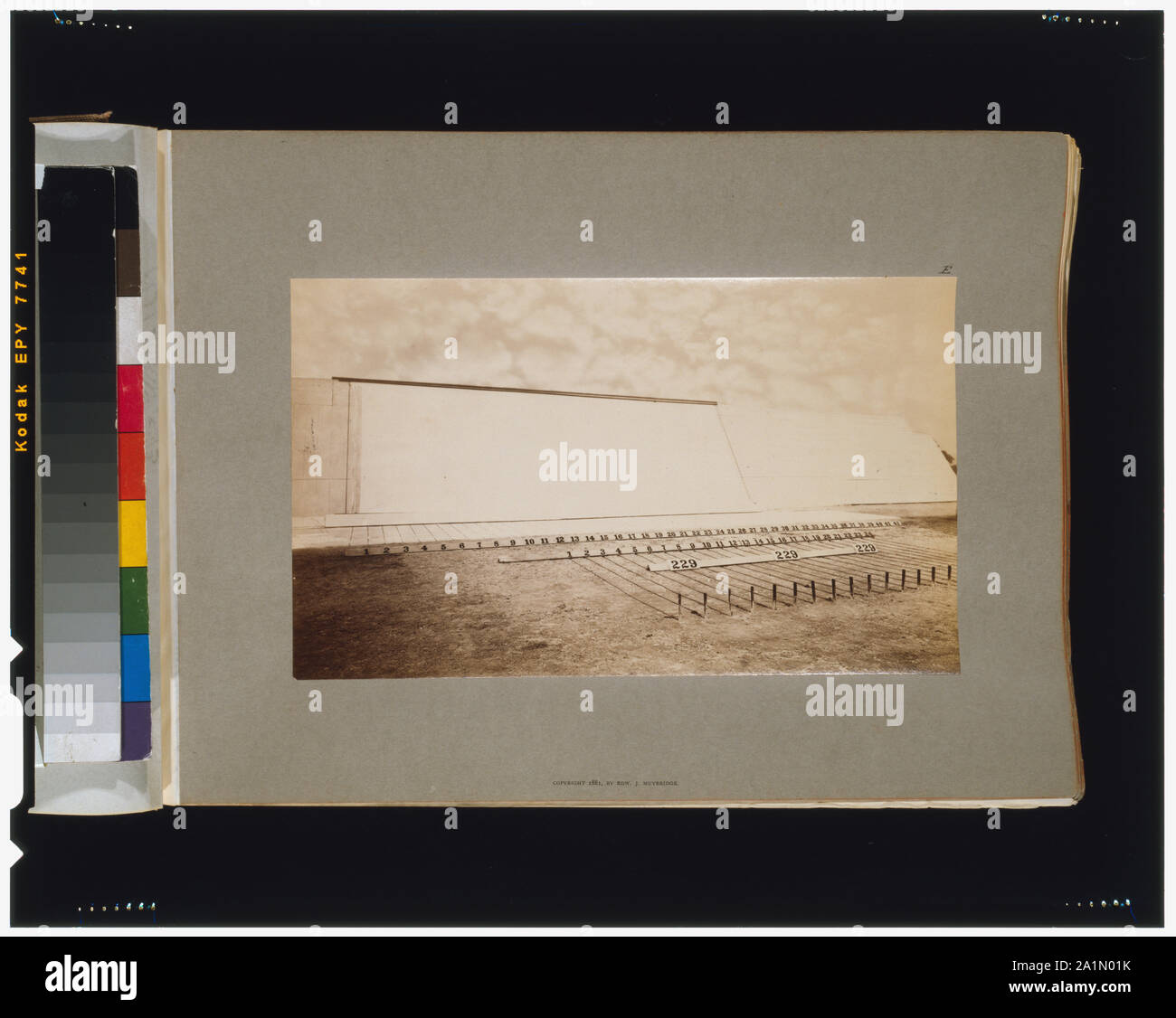 12 inches hi-res stock photography and images - Alamy