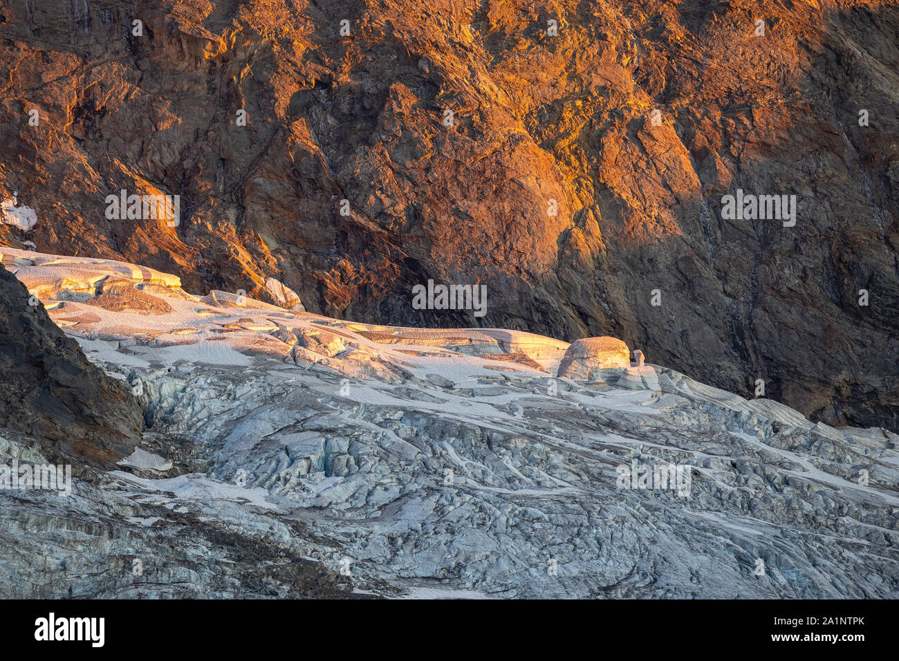Krimmler Kees glacier. Seracs and crevasses. Sunset sunlight. Krimmler Achen valley. Hohe Tauern National Park. Austrian Alps. Glaciological aspects. Stock Photo