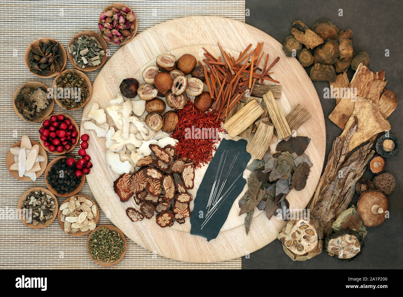 Acupuncture needles tcm hires stock photography and images Alamy
