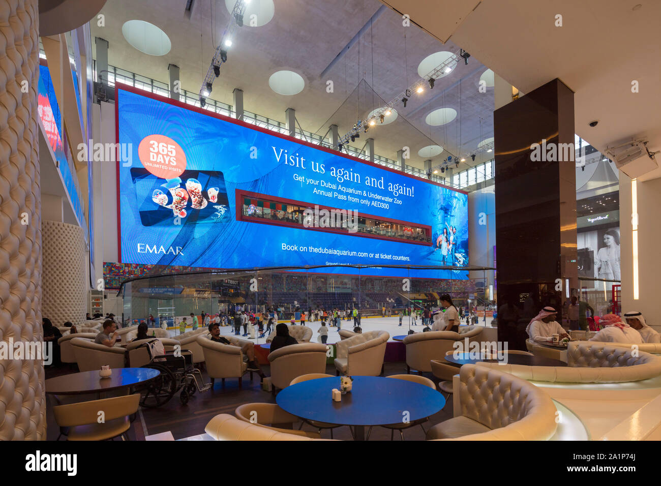 skating rink, Dubai Mall, United Arab Emirates Stock Photo Alamy