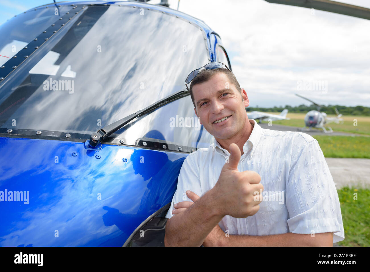 Male cabin crew worker hi-res stock photography and images - Alamy