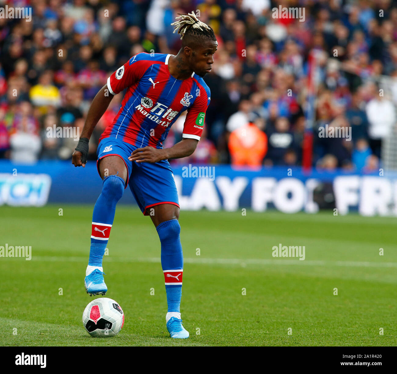 London, UK. 28th Sep, 2019.Crystal Palace's Wilfried Zaha during English Premier League between Crystal Palace and Norwich City at Selhurst Park Stadium, London, England on 28 September 2019 Credit: Action Foto Sport/Alamy Live News Stock Photo