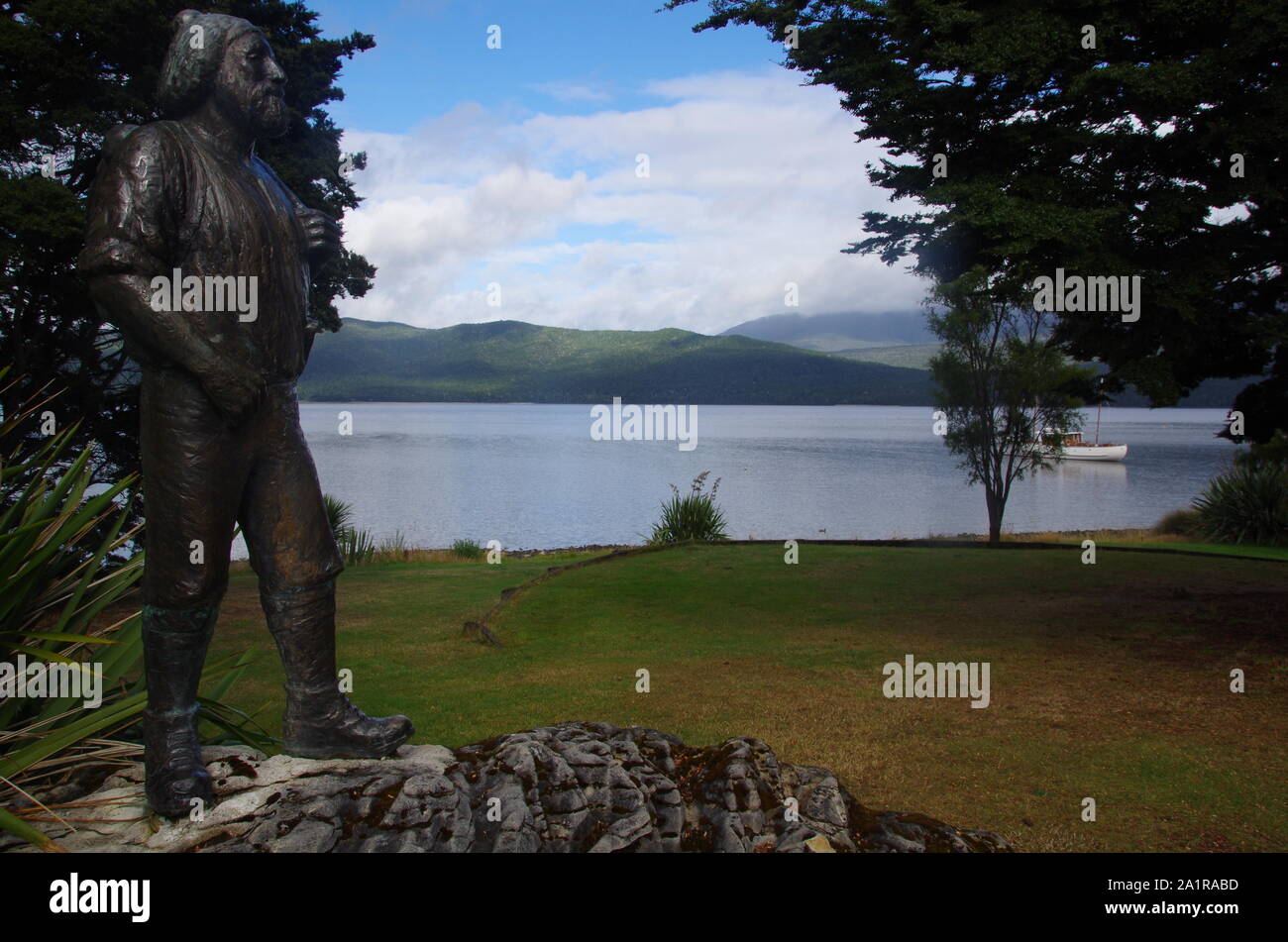 Kiwi Statue High Resolution Stock Photography And Images Alamy