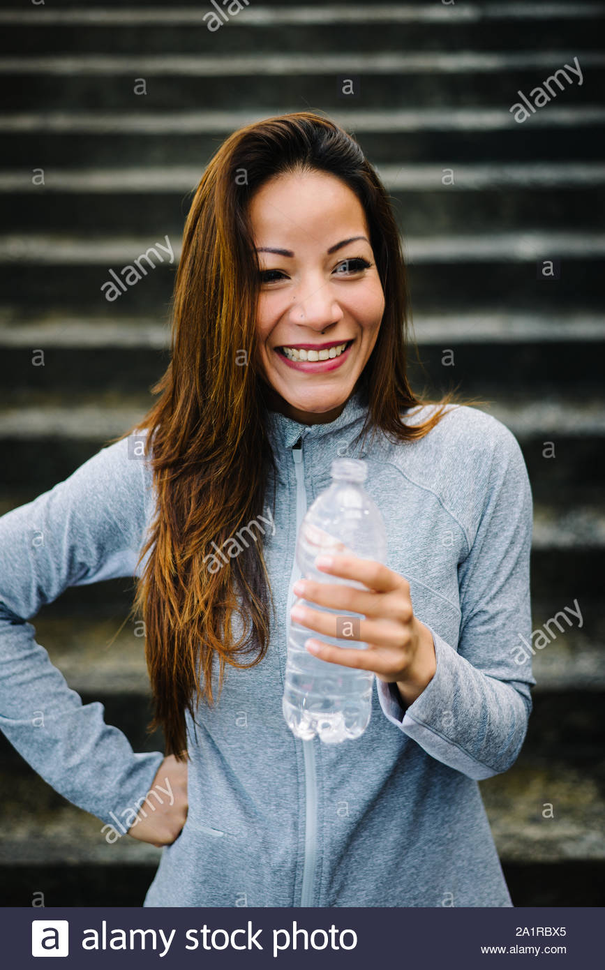 Fitness Female Athlete Spontaneous Portrait Relaxed Sporty Mixed