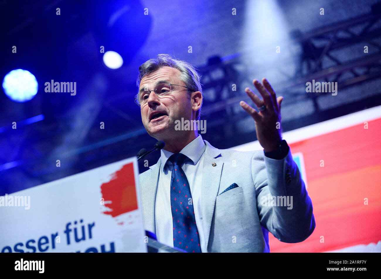 Vienna, Austria. 27th Sep, 2019. The Leader of the right-wing Austrian Freedom Party (FPOe), Norbert Hofer speaks during a campaign event ahead of Sunday's snap parliamentary elections.On September 29, 2019 parliamentary elections will take place as a result of a hidden-camera footage where OeVP's coalition partner, the far-right Freedom Party (FPOe) was caught up in a corruption scandal and brought the government down. Credit: Omar Marques/SOPA Images/ZUMA Wire/Alamy Live News Stock Photo