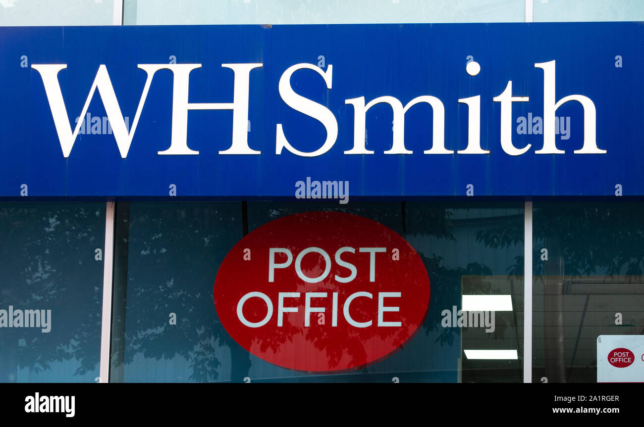 Post office wh smith hires stock photography and images Alamy