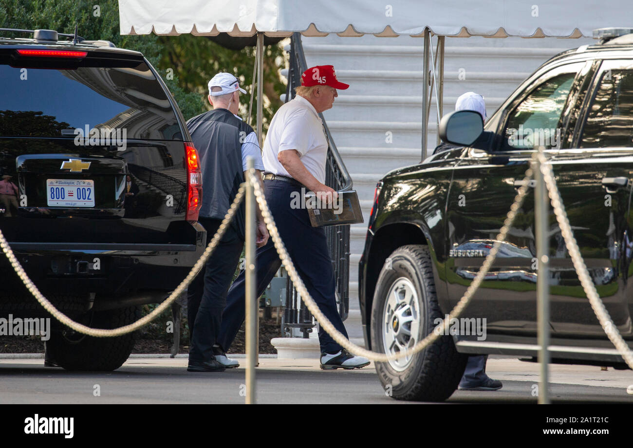 Washington DC, USA. 28th Sep, 2019. United States President Donald J. Trump returns to the White House after spending the day golfing in Washington, DC, U.S., on Saturday, September 28, 2019. Credit: MediaPunch Inc/Alamy Live News Stock Photo