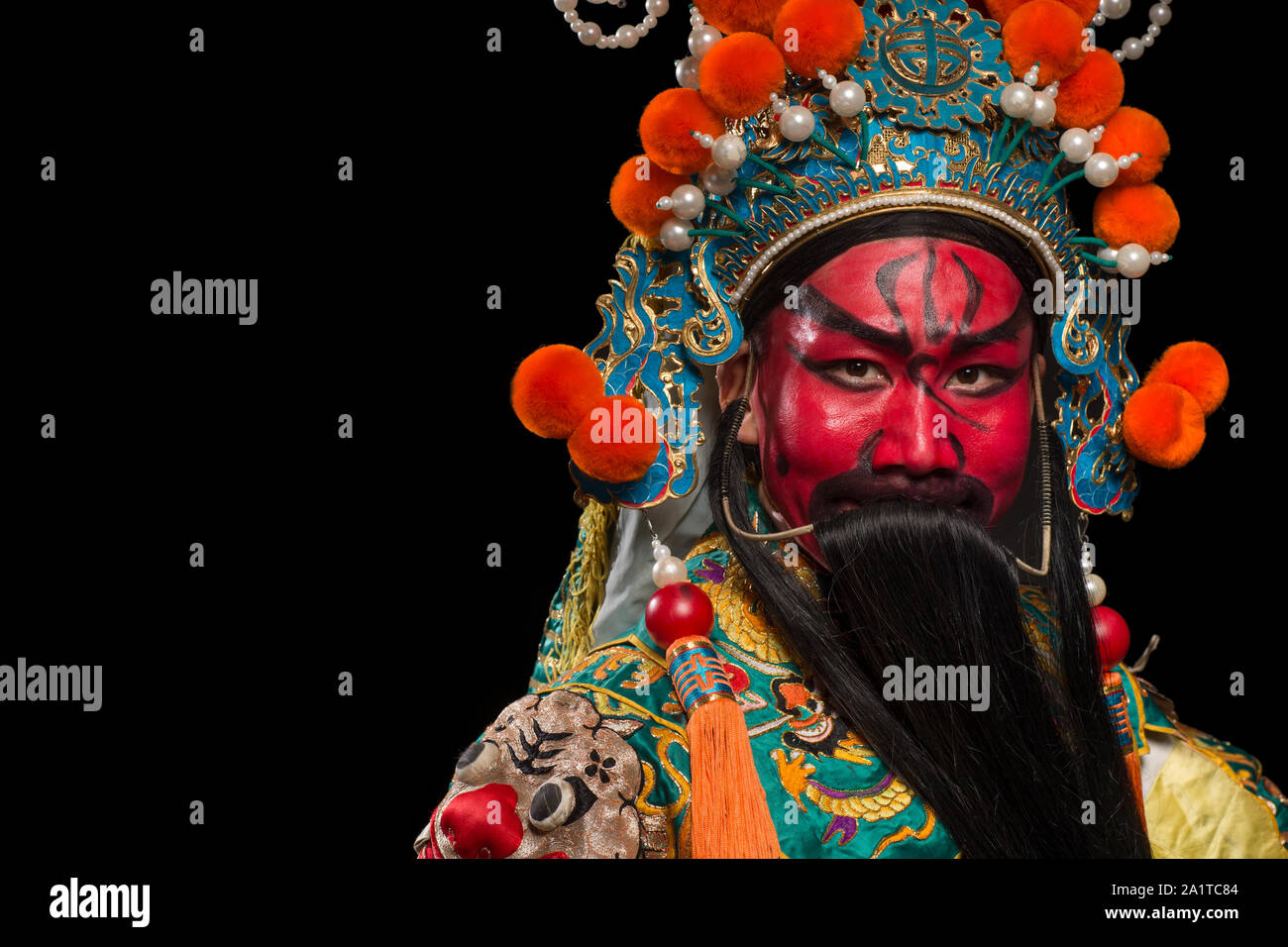 China beijing opera red hi-res stock photography and images - Alamy
