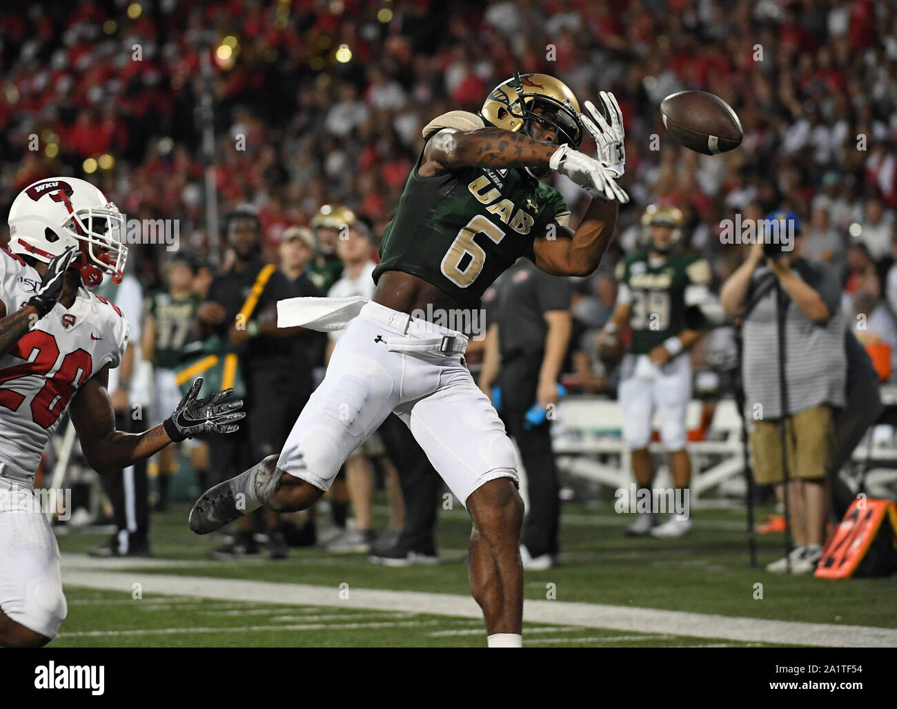September 28, 2019: UAB Blazers wide receiver Austin Watkins (6) has the ball go through his hands during a NCAA football game between the UAB Blazers and the WKU Hilltoppers at Houchens Industries-LT Smith Stadium (Photo Credit: Steve Roberts.CSM) Stock Photo
