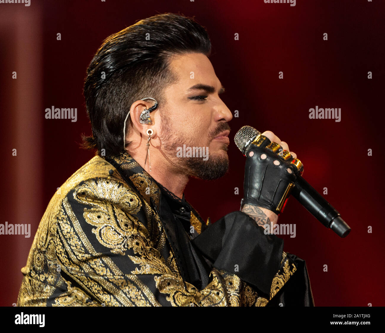 Adam lambert global citizen new arrivals