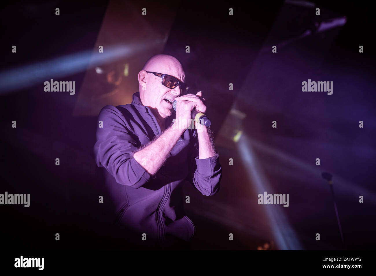Oslo, Norway. 28th, September 2019. The English rock band The Sisters of Mercy performs a live concert at Rockefeller in Oslo. Here singer Andrew Eldritch is seen live on stage. (Photo credit: Gonzales Photo - Tord Litleskare). Stock Photo